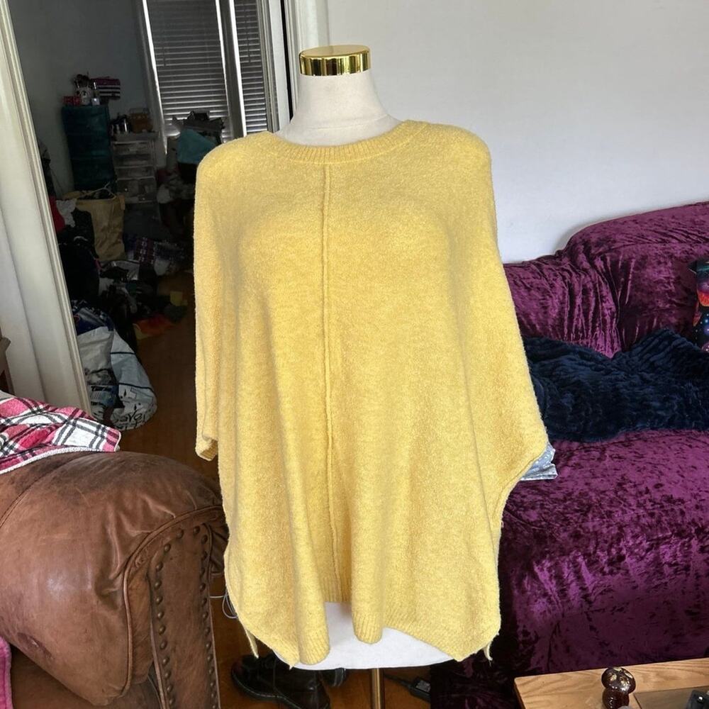 Lou & grey poncho like sweater size medium/large